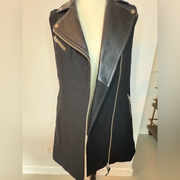 Mackage Sleeveless Jacket w/ Leather Collar | Black | Size XS - Picture 2 of 16